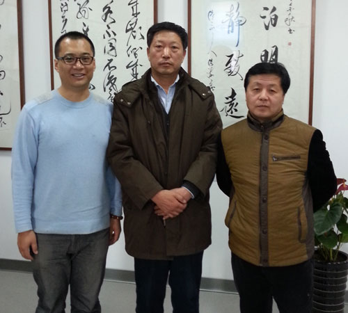 张家口书协主席李根茂与总编辑杨焦点、策划经理高伟合影